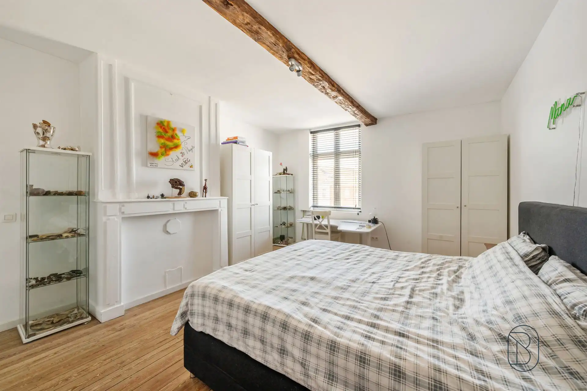 Karaktervolle herenwoning + kantoor en extra nieuwbouwwoning foto 23