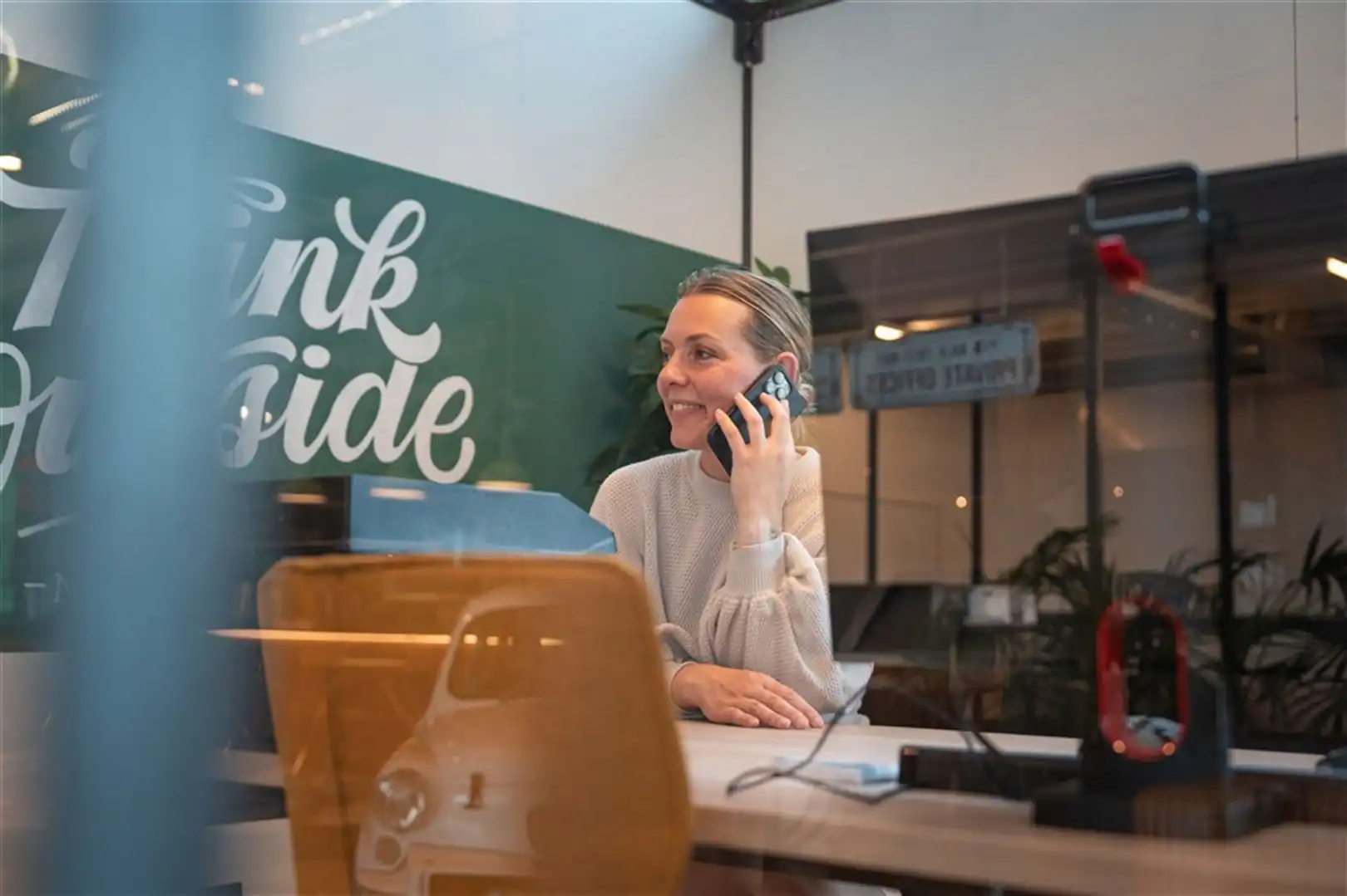 Kantoorgebouw foto 11