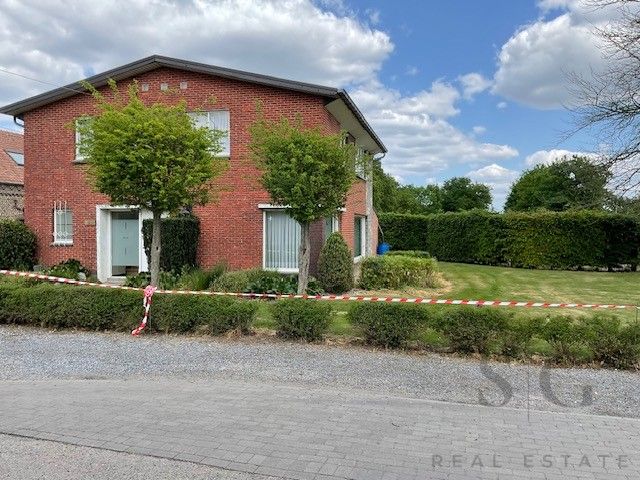 Te renoveren vrijstaande woning op ruim perceel tussen Bocholt en Bree – rust en potentieel op meer dan 32 are foto 20