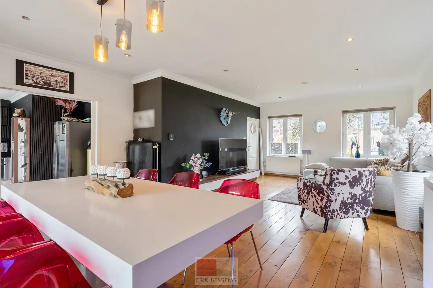 Vrijstaande woning met luxe buitenbeleving en topligging nabij Maastricht foto 14