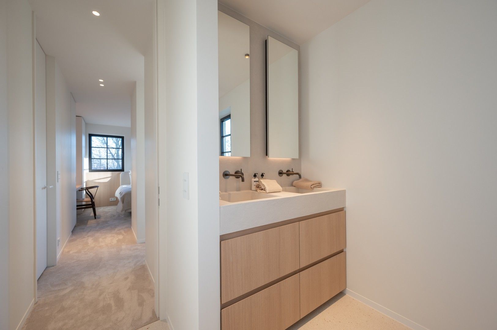 Instapklare nieuwbouwvilla met 5 slaapkamers en zuidgerichte tuin foto 24