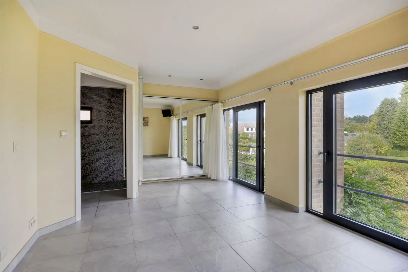 Exclusieve villa met lift, 3 slaapkamers, 3 badkamers en uitzonderlijke toegankelijkheid foto 22