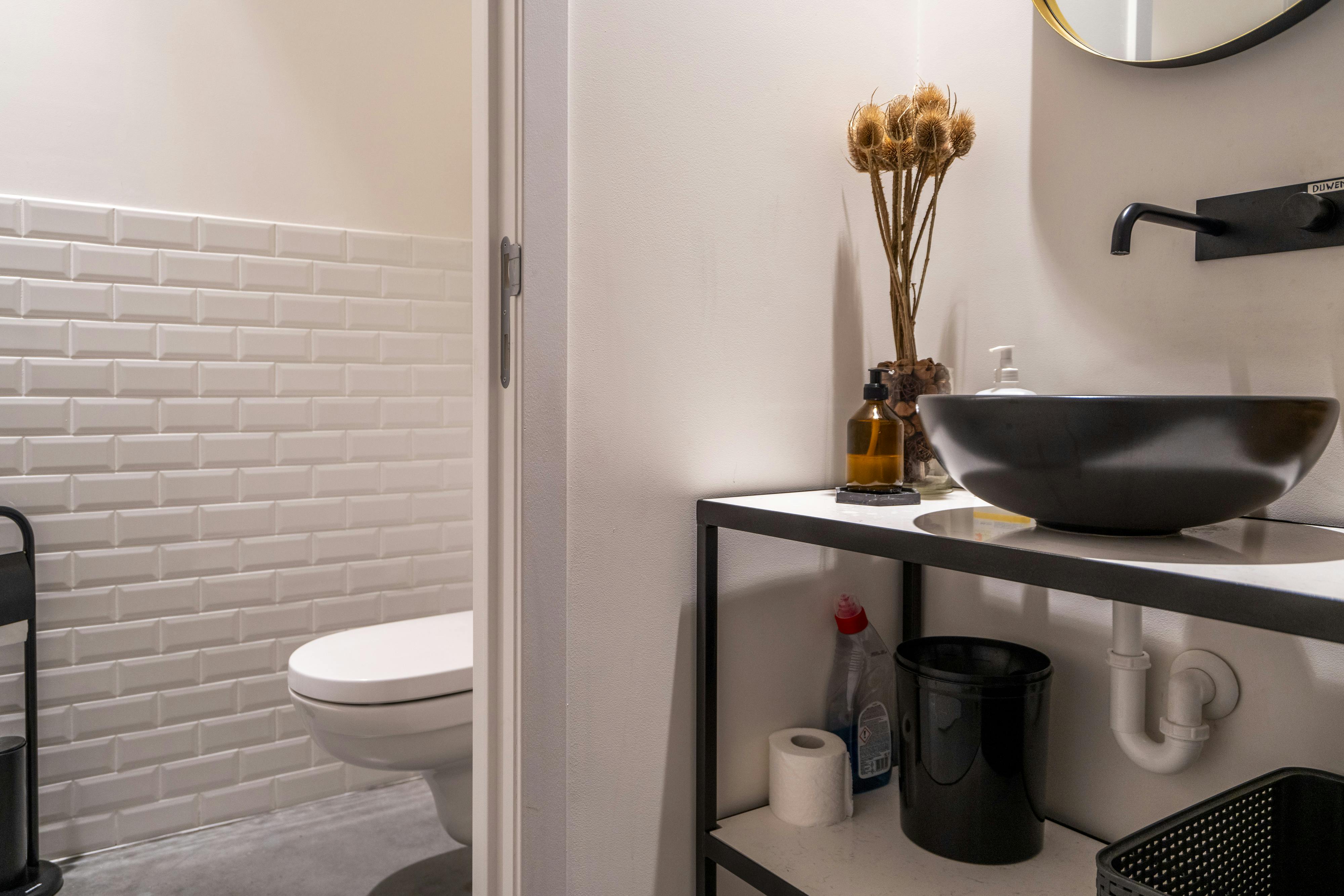 Prachtig gerenoveerde herenwoning te koop met uitweg  foto 14