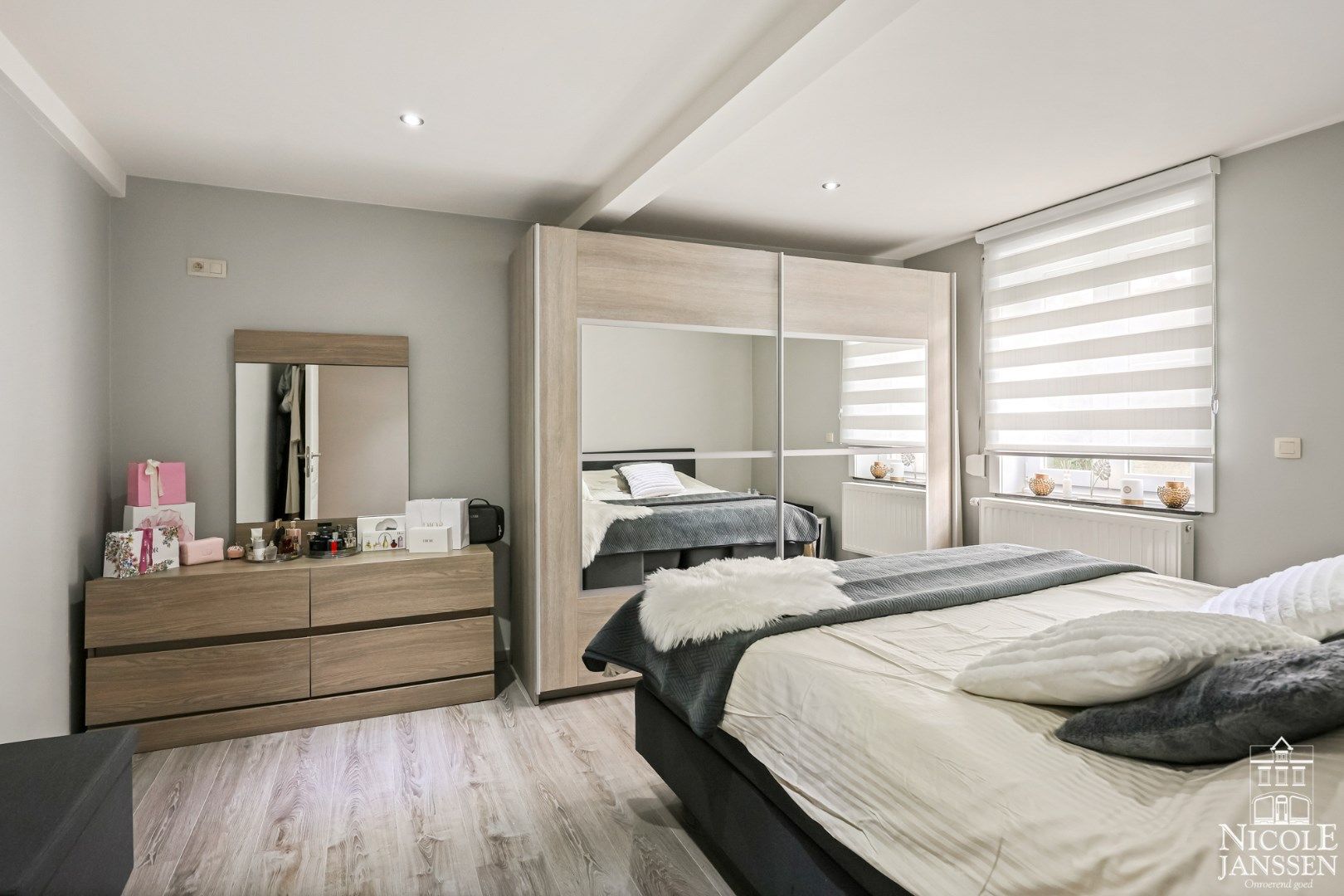 Gerenoveerde gezinswoning  foto 29