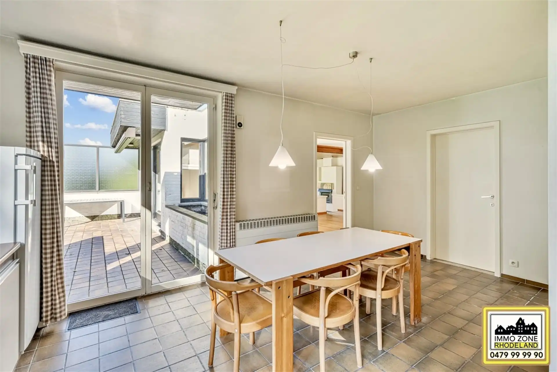 Exclusieve architecturale villa met prachtige ruime tuin foto 16