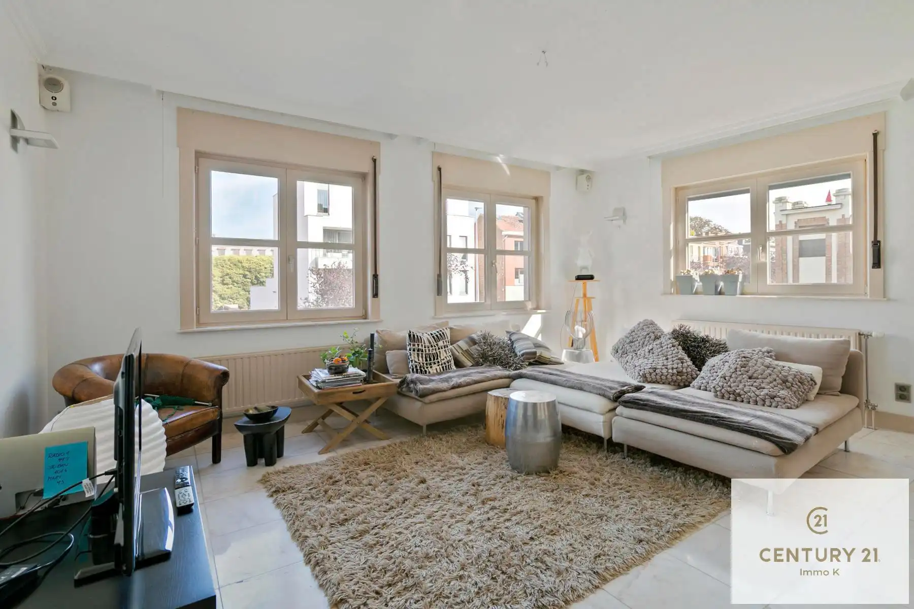 Opbrengsteigendom - verhuurd app. en kantoor op toplocatie! foto 5