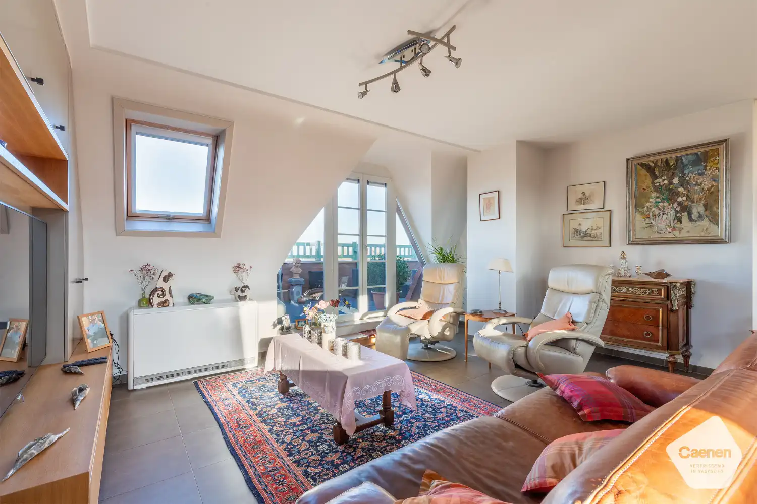 Uitzonderlijke penthouse met mooie vergezichten en 3 slaapkamers foto 4