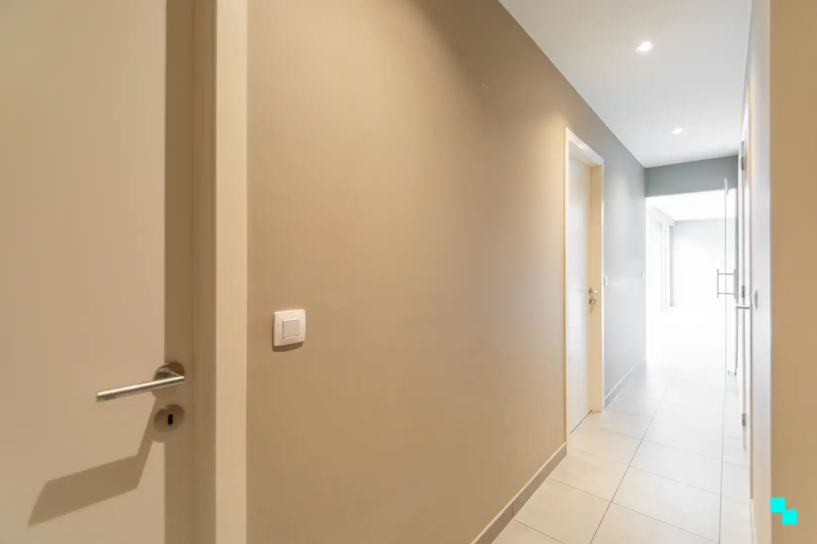 Appartement met 2 slaapkamers in het Centrum van Merelbeke foto 2