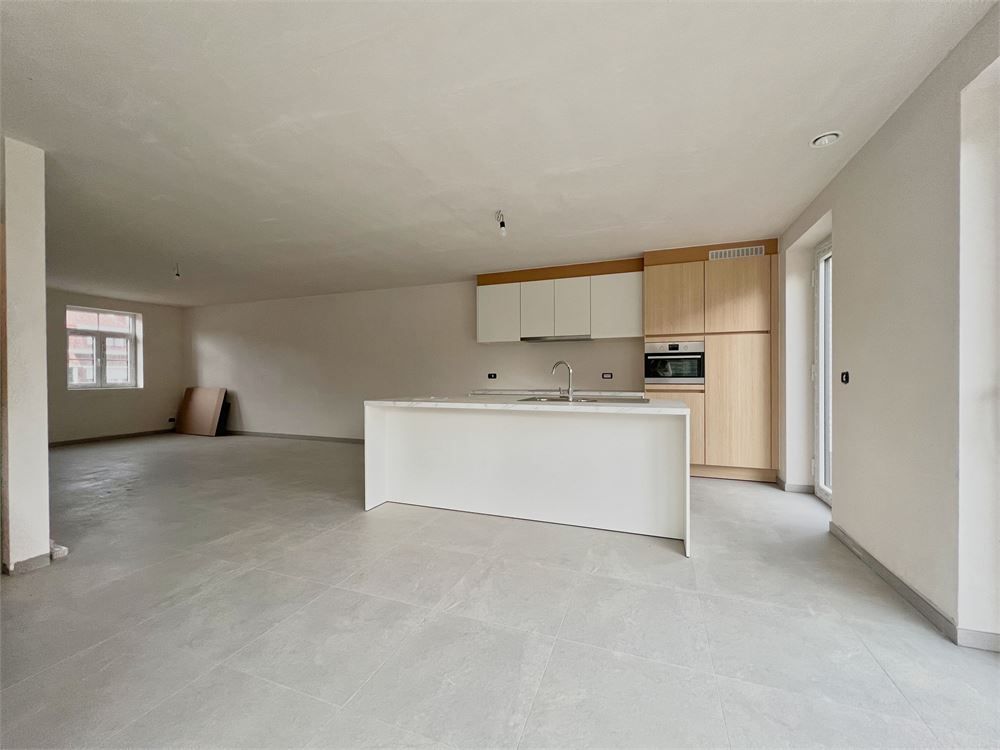 Topper! Energiezuinige woning met 4 slpks op toplocatie foto {{pictureIndex}}