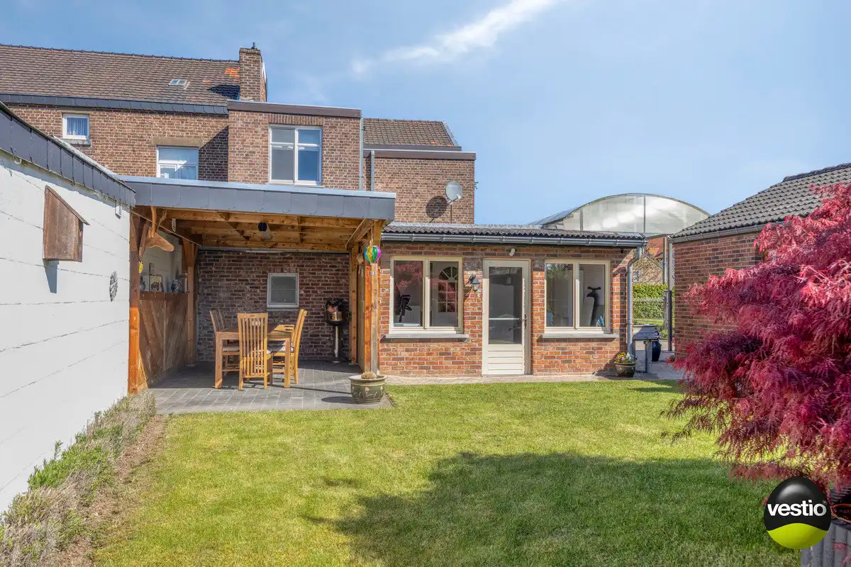 RUIME INSTAPKLARE GEZINSWONING OP 4A37CA TE MOELINGEN. foto 33