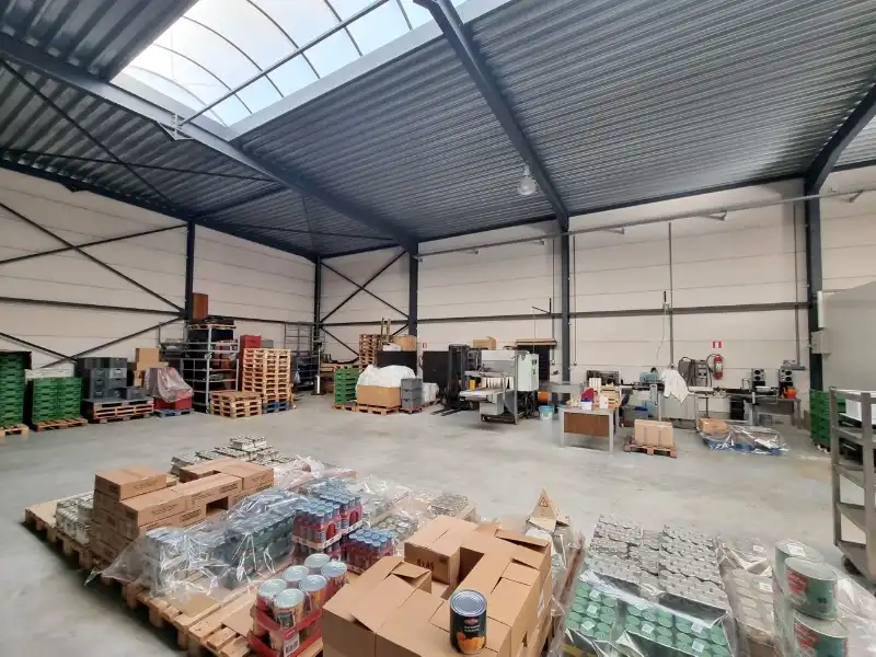 Commercieel te huur foto 4