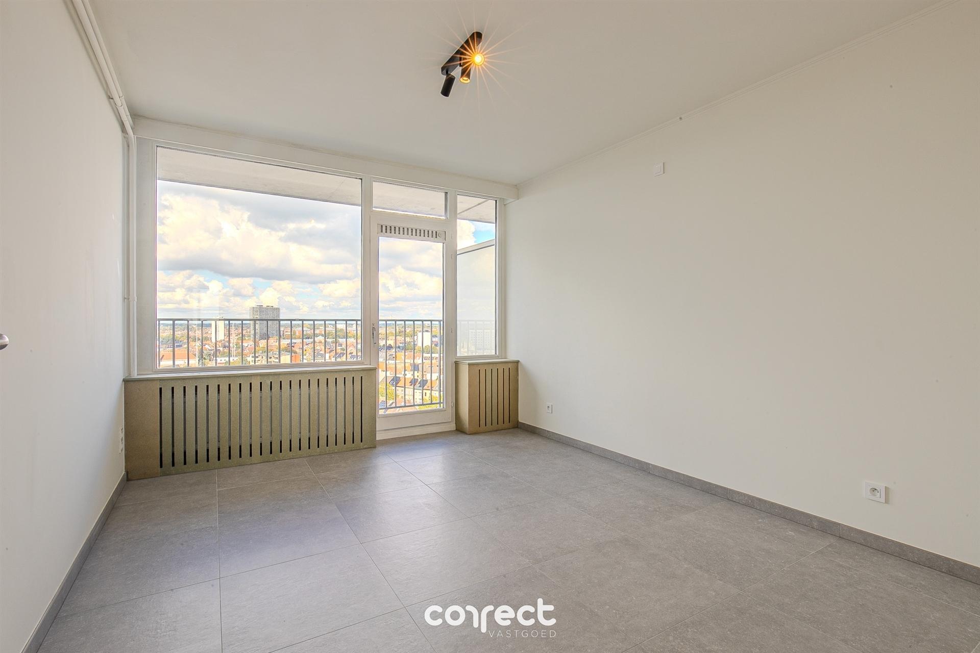 Pas gerenoveerd appartement met panoramisch zicht op Gent foto 5
