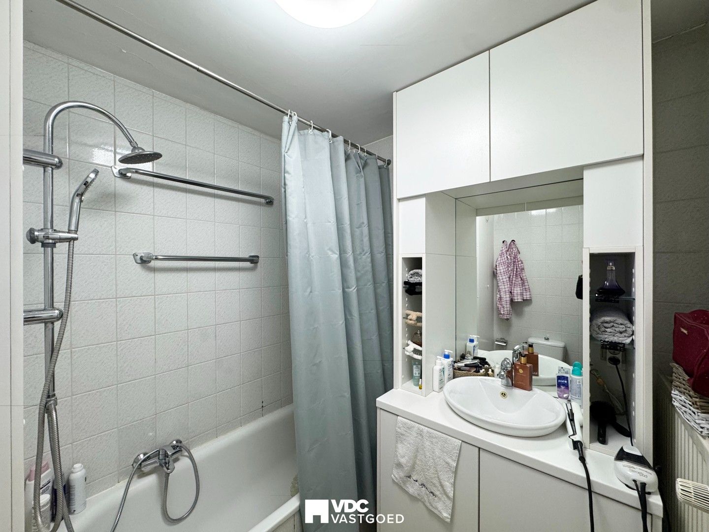 Mooi appartement met 2 slaapkamers in centrum Borgloon foto 5