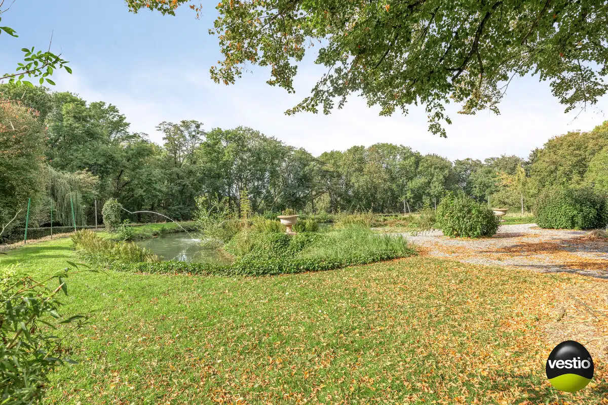 RUIME RESIDENTIEEL GELEGEN VILLA OP 46A89CA NABIJ CENTRUM BILZEN. foto 54