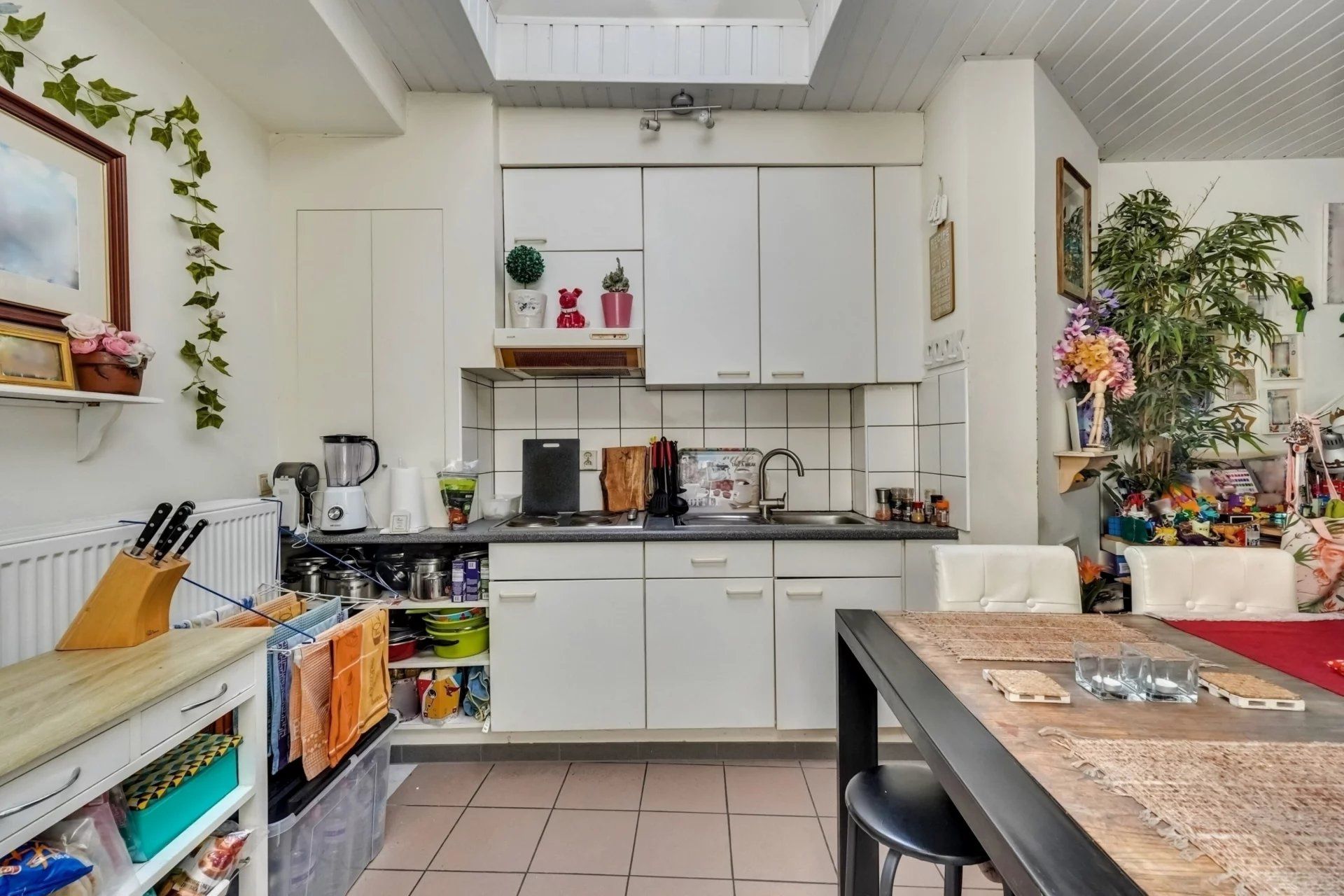 Ruime, te renoveren stadswoning foto 7