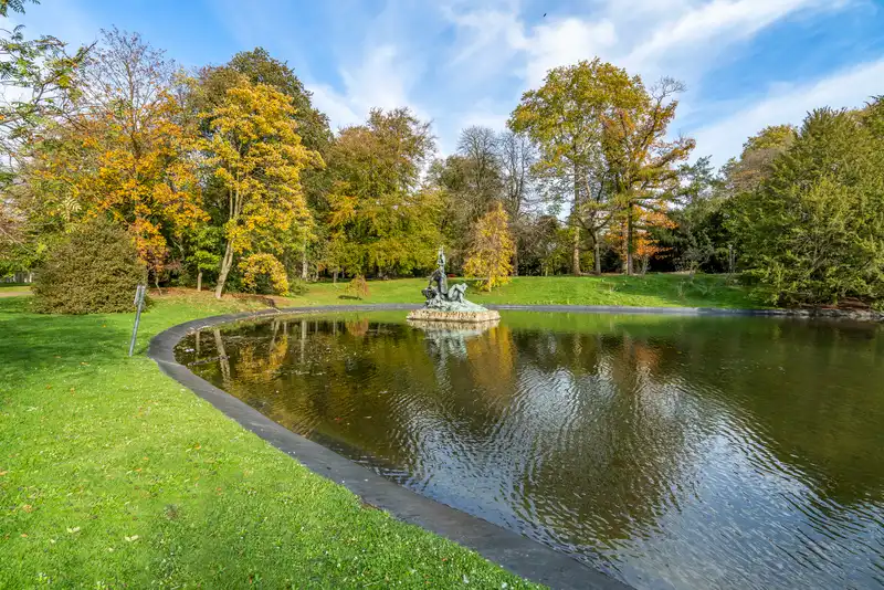 Gerenoveerd 1-slaapkamerappartement in herenhuis tegenover het Citadelpark foto 29