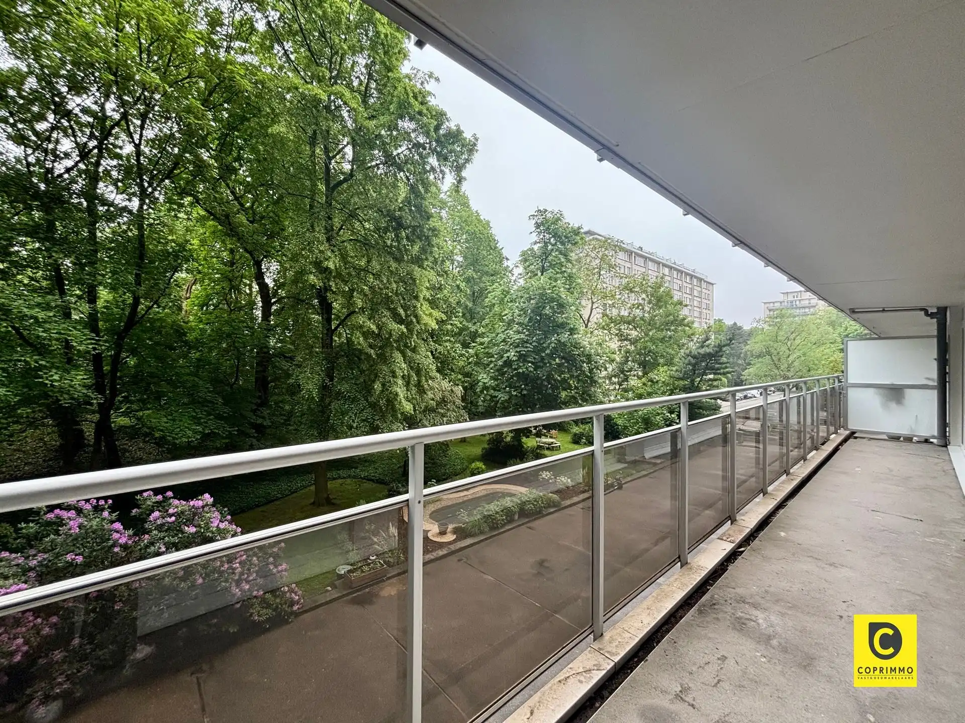 Recent gerenoveerd 2 SLPK  APP met terras foto 9