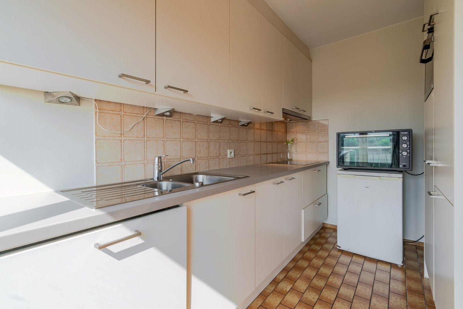 Goed gelegen appartement met garagebox foto 7