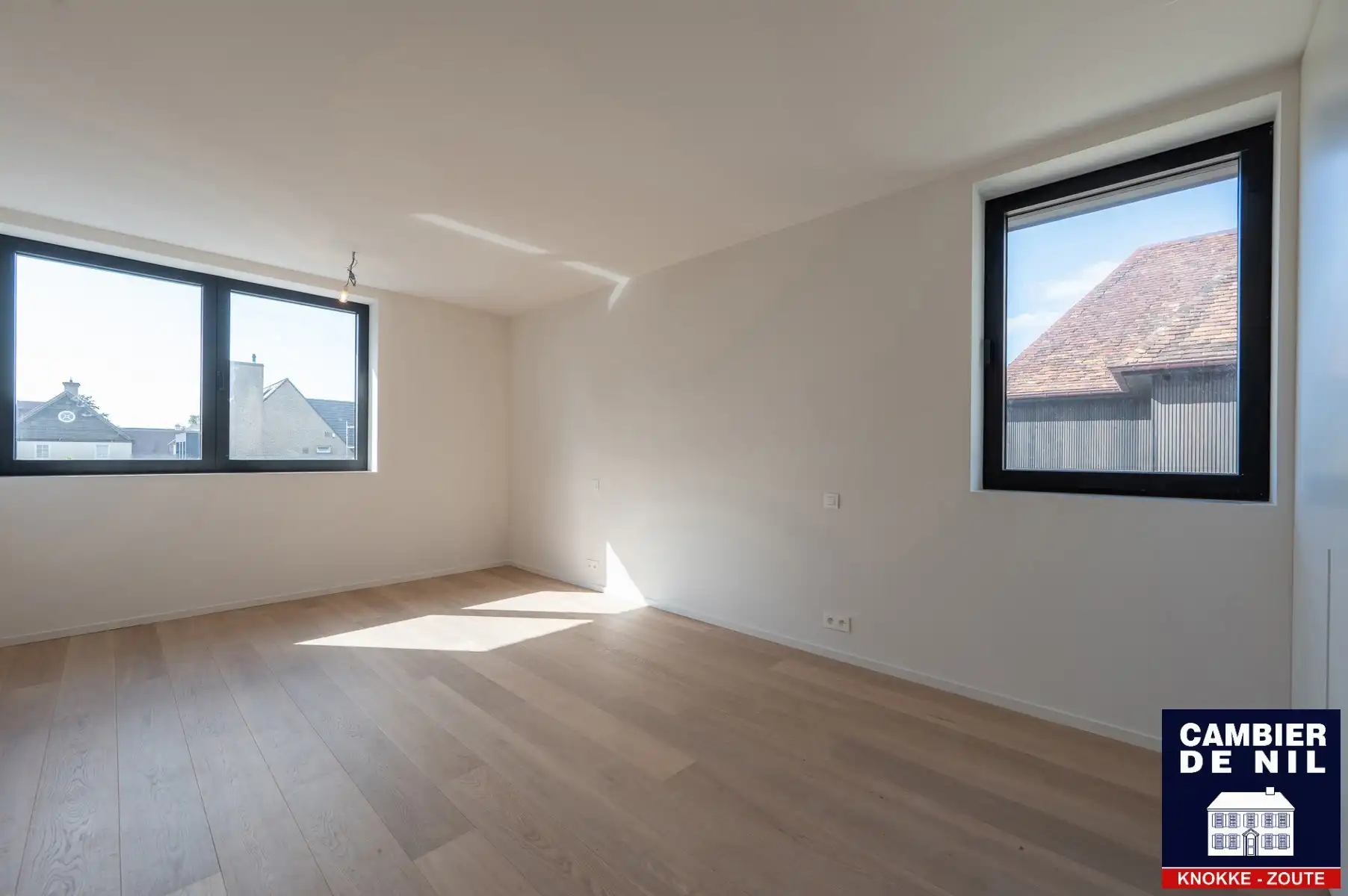 Alleenstaande energiezuinig en uitzonderlijk afgewerkte nieuwbouwvilla foto 10