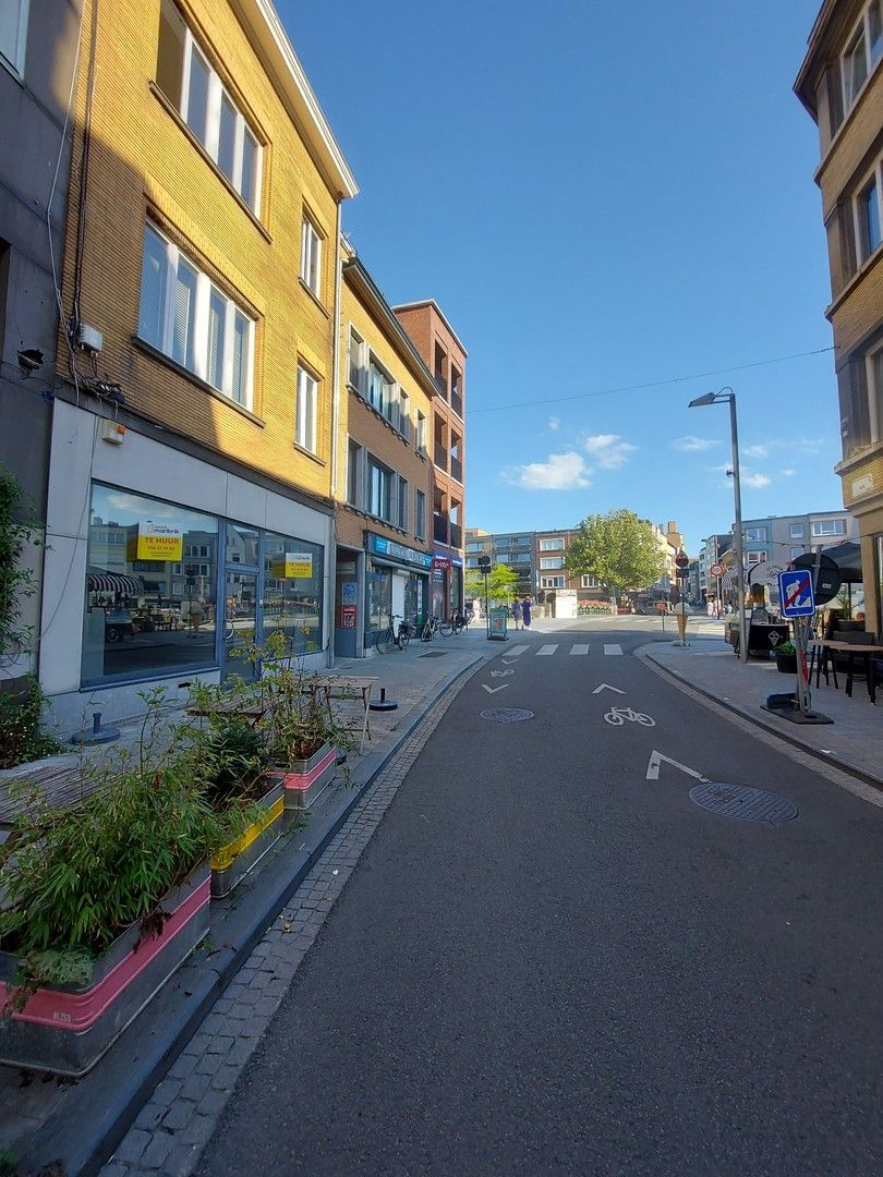 Commerciële ruimte te huur Budastraat 6 - 8500 Kortrijk