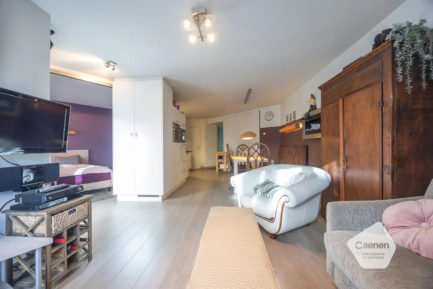 Lichtrijk appartement met zijdelings zicht op de haven in hartje Oostende foto 22