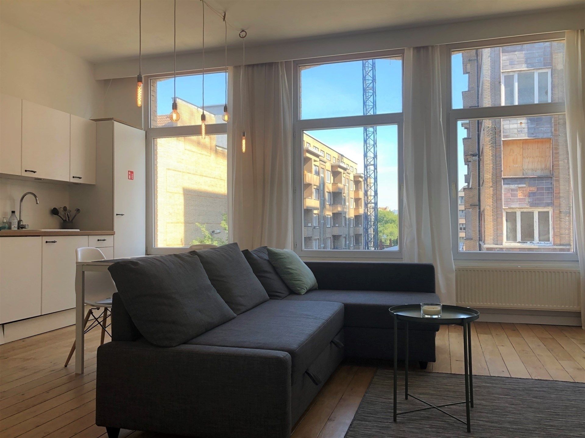 Gemeubeld appartement met 1 slaapkamer! foto 6