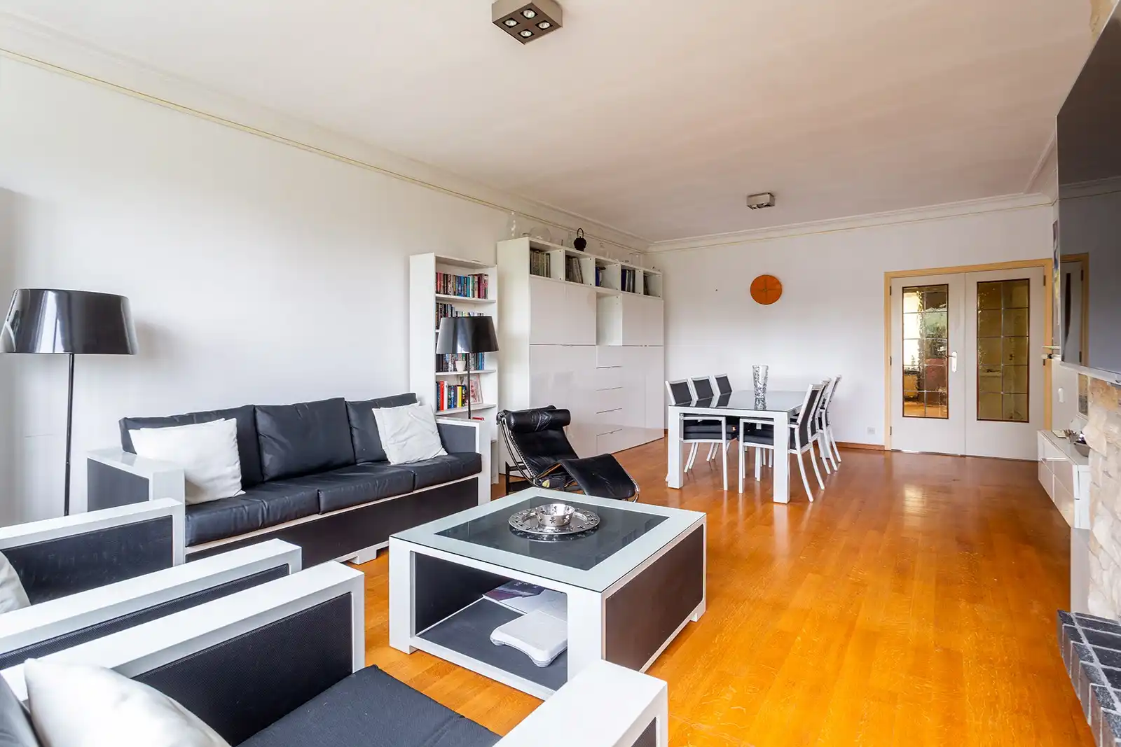 Ruim 2-slpk appartement met prachtig uitzicht foto 4
