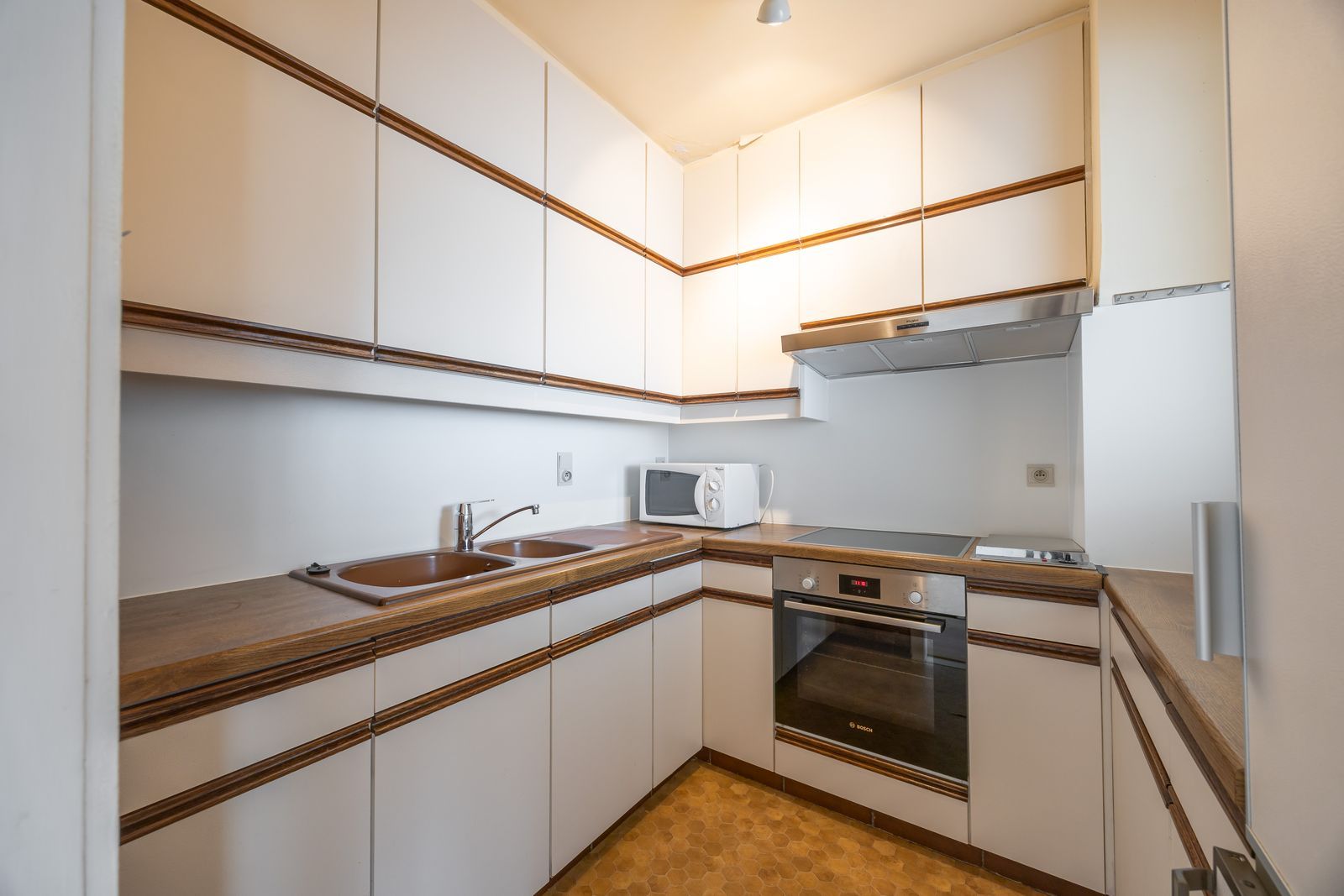 Verzorgd en lichtrijk appartement met open zicht, 2 slpk en rustig gelegen nabij het strand foto 5