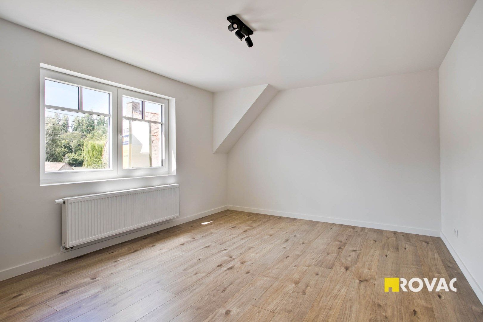 Kwalitatief gerenoveerde HOB in het landelijke Beitem/Roeselare foto 15