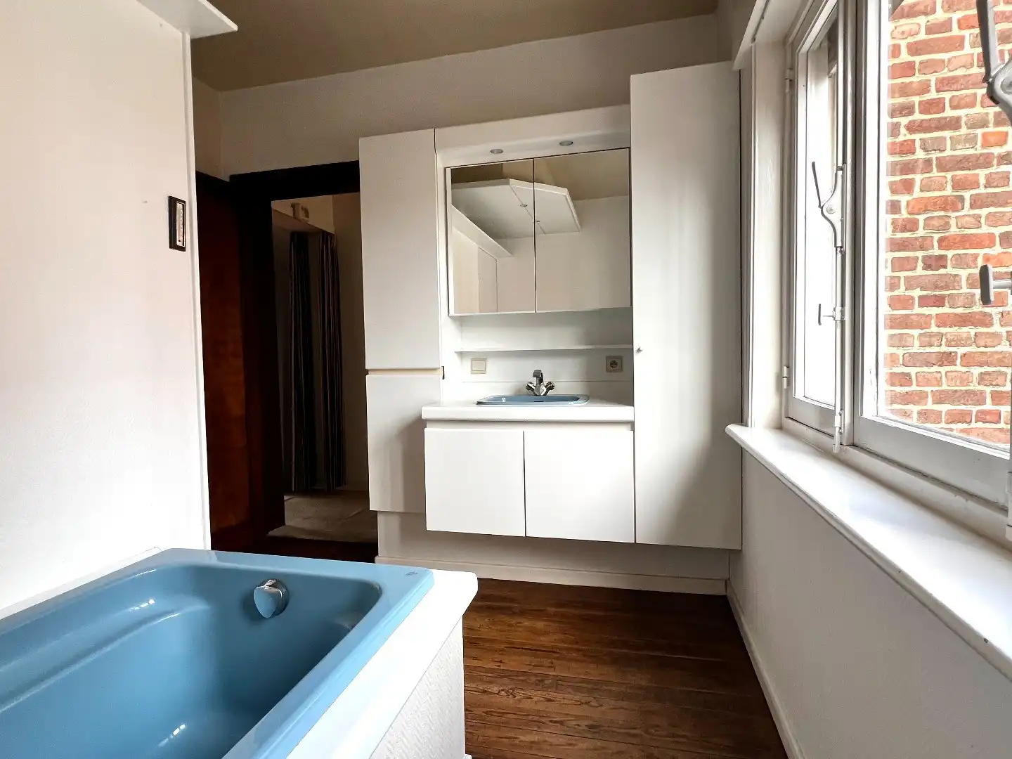 Ruime hoekwoning met handelsruimte en tal van mogelijkheden! foto 16