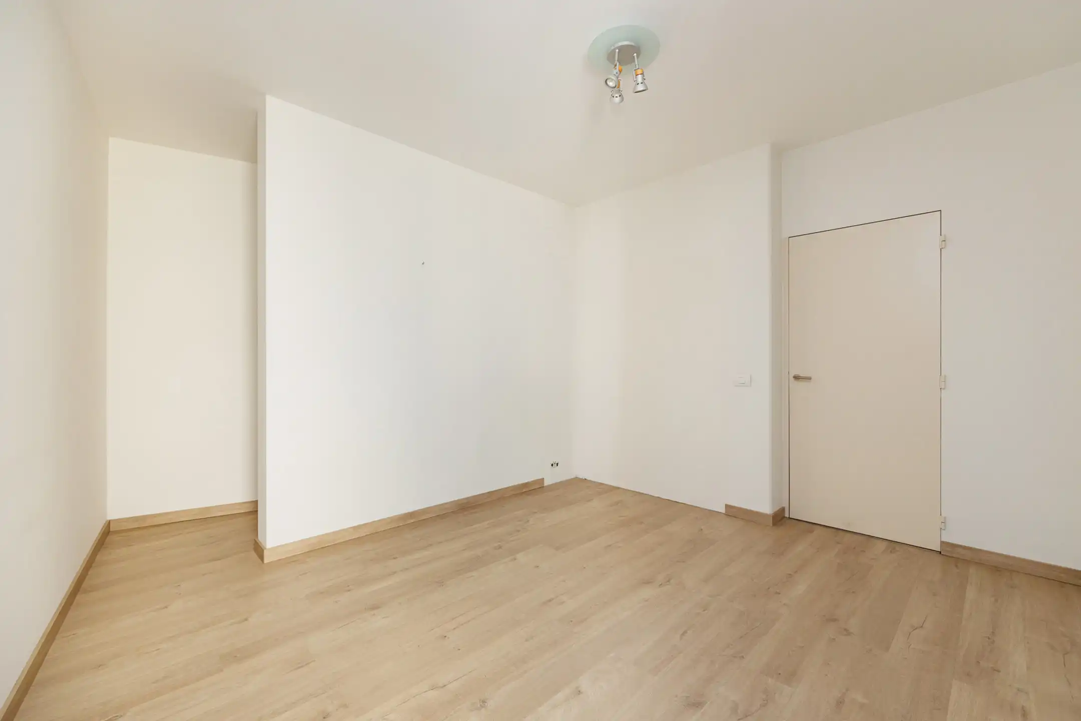 2-slpk app met terras en Scheldezicht op toplocatie foto 9