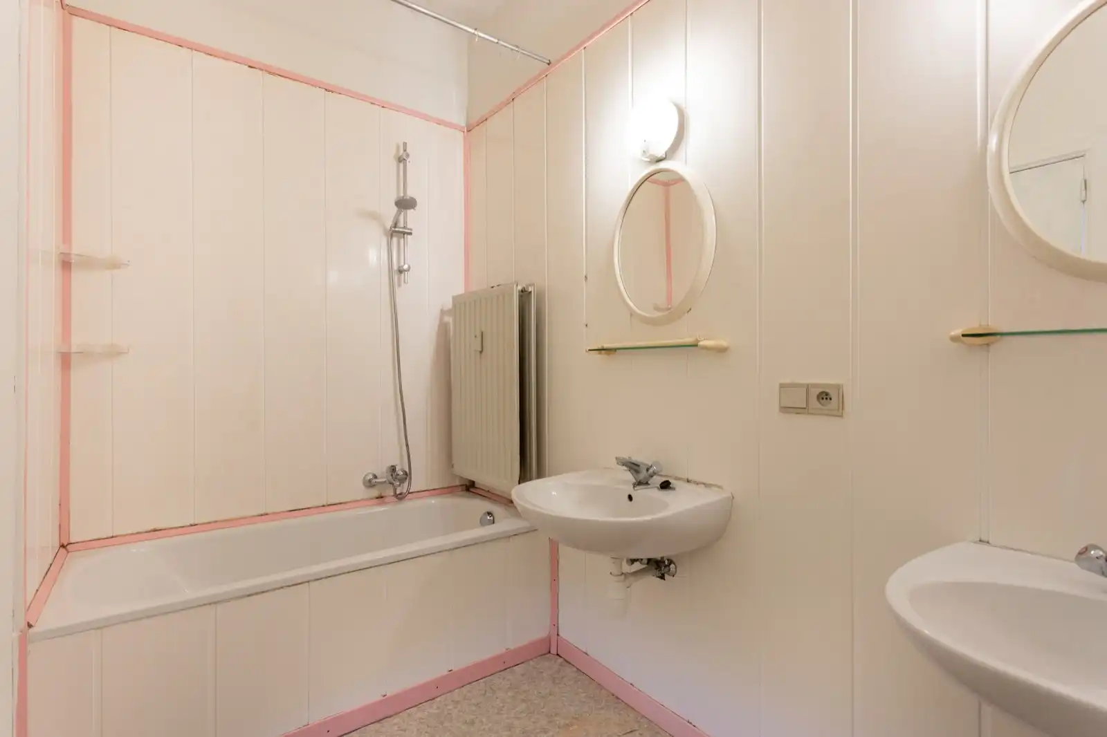 Opbrengsteigendom met 2 vergunde appartementen en kelders in het centrum van Halle foto 9