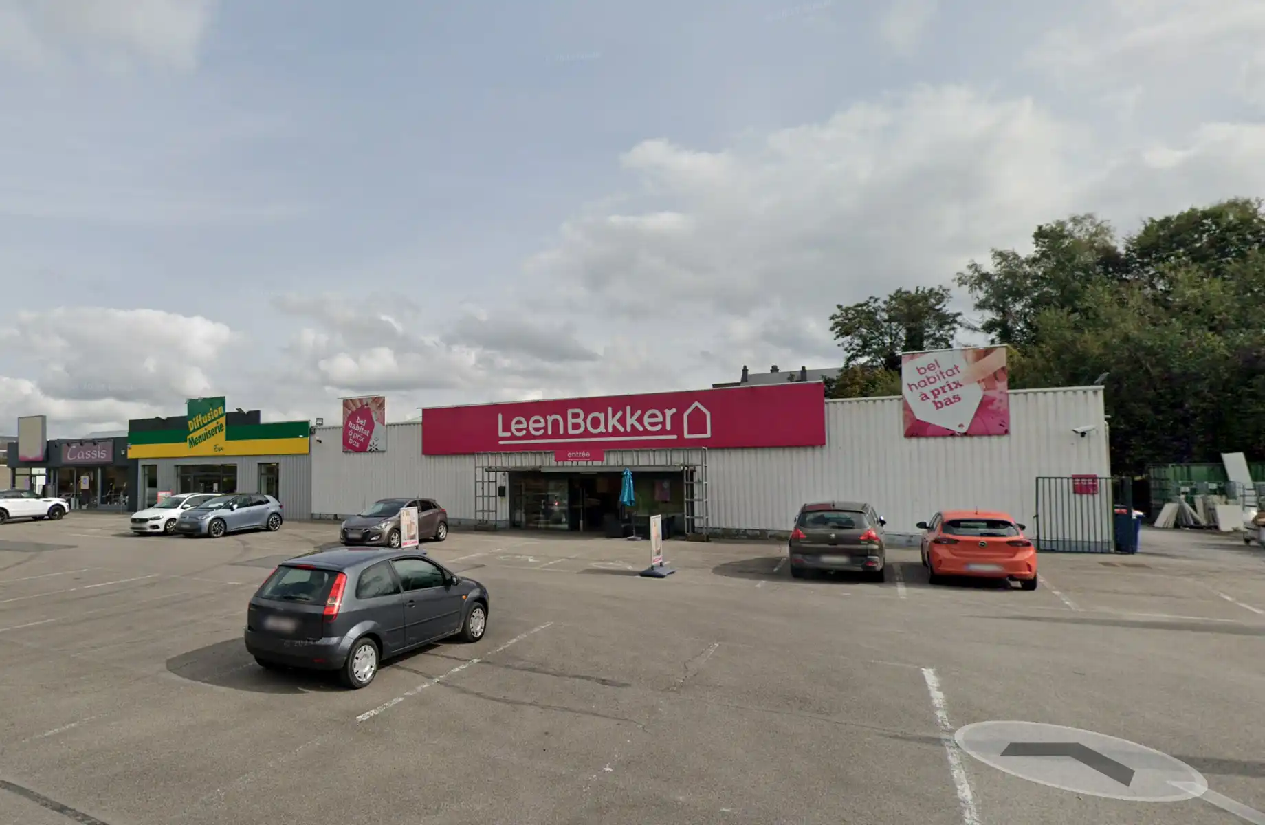 Commerciële ruimte te huur Zoning des Quatre Bras 4 - 5600 Philippeville