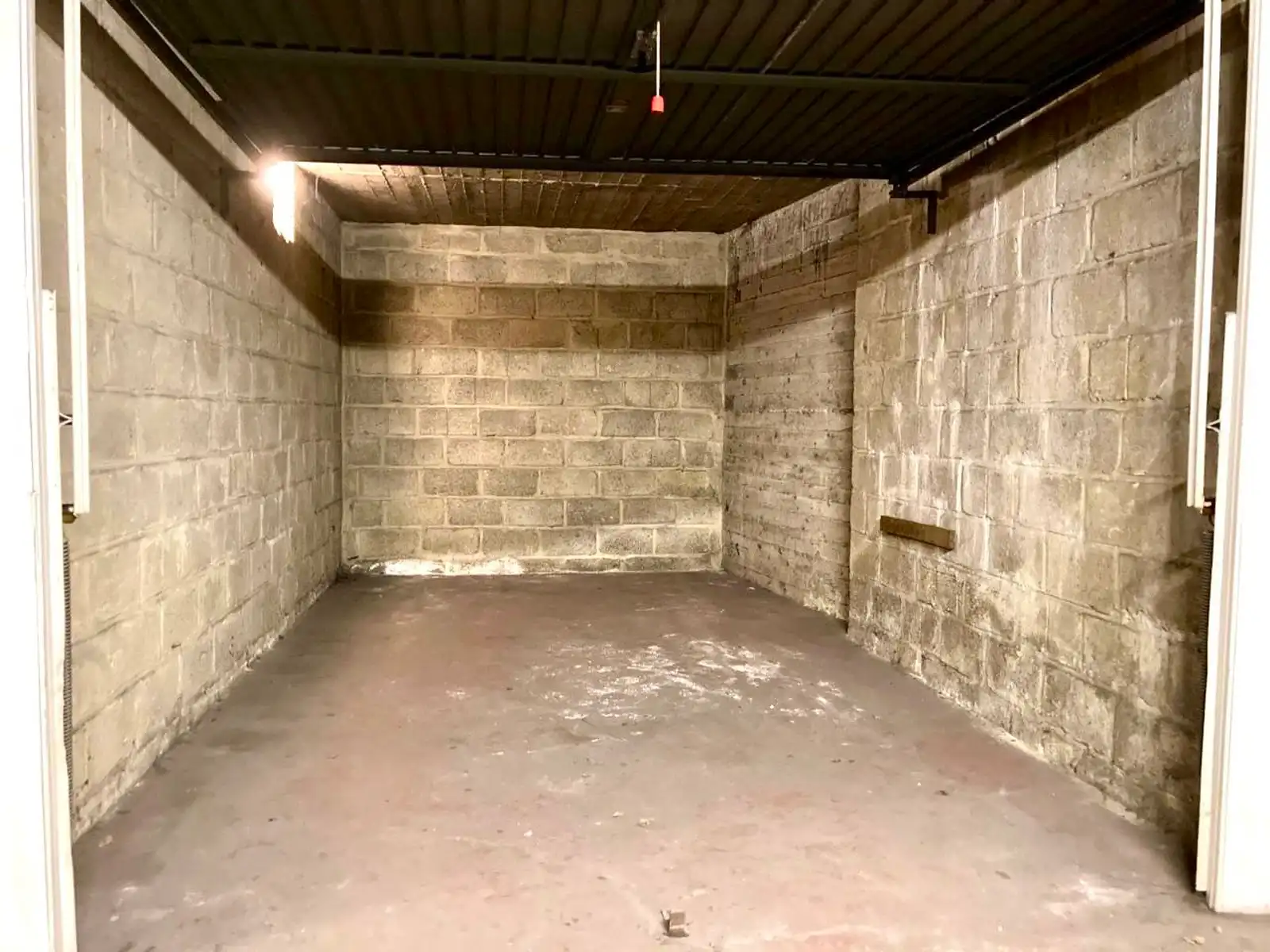 Garagebox in residentie Binnenhof!  foto 3