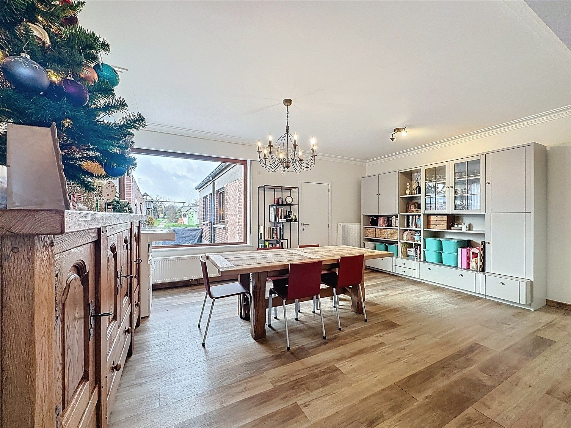 Prachtige woning met 4 slaapkamers in Bazel op perceel van 560m² foto 3