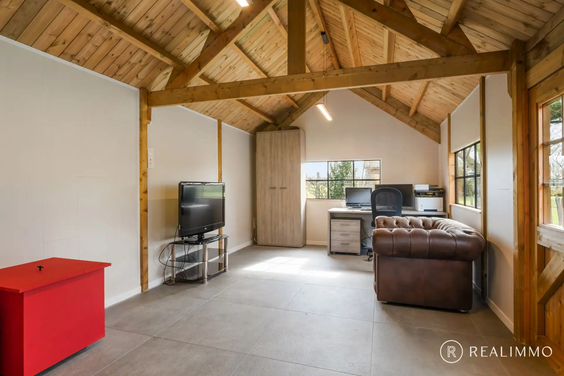 Gerenoveerde landelijk gelegen woning op 1731 m² foto 21