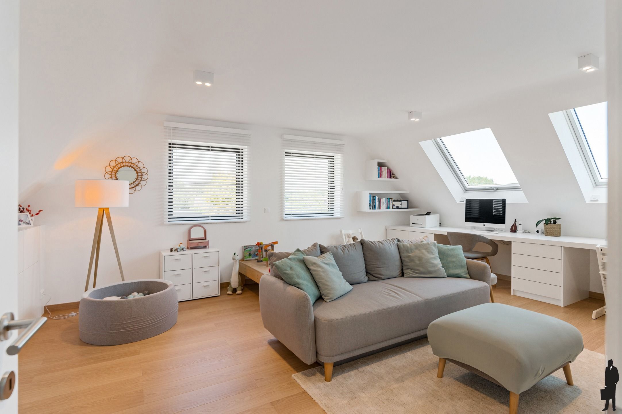 Prachtige energiezuinige woning met 4 slpks, 2 badks en tuin foto 26