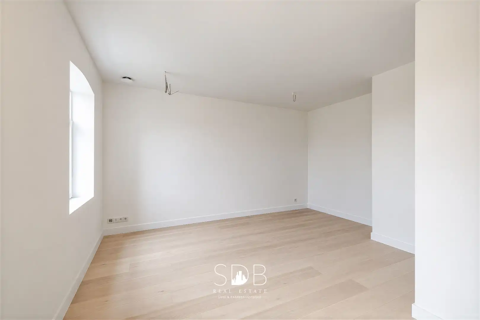 Landelijke villa met gezinstuin op 852m² foto 18