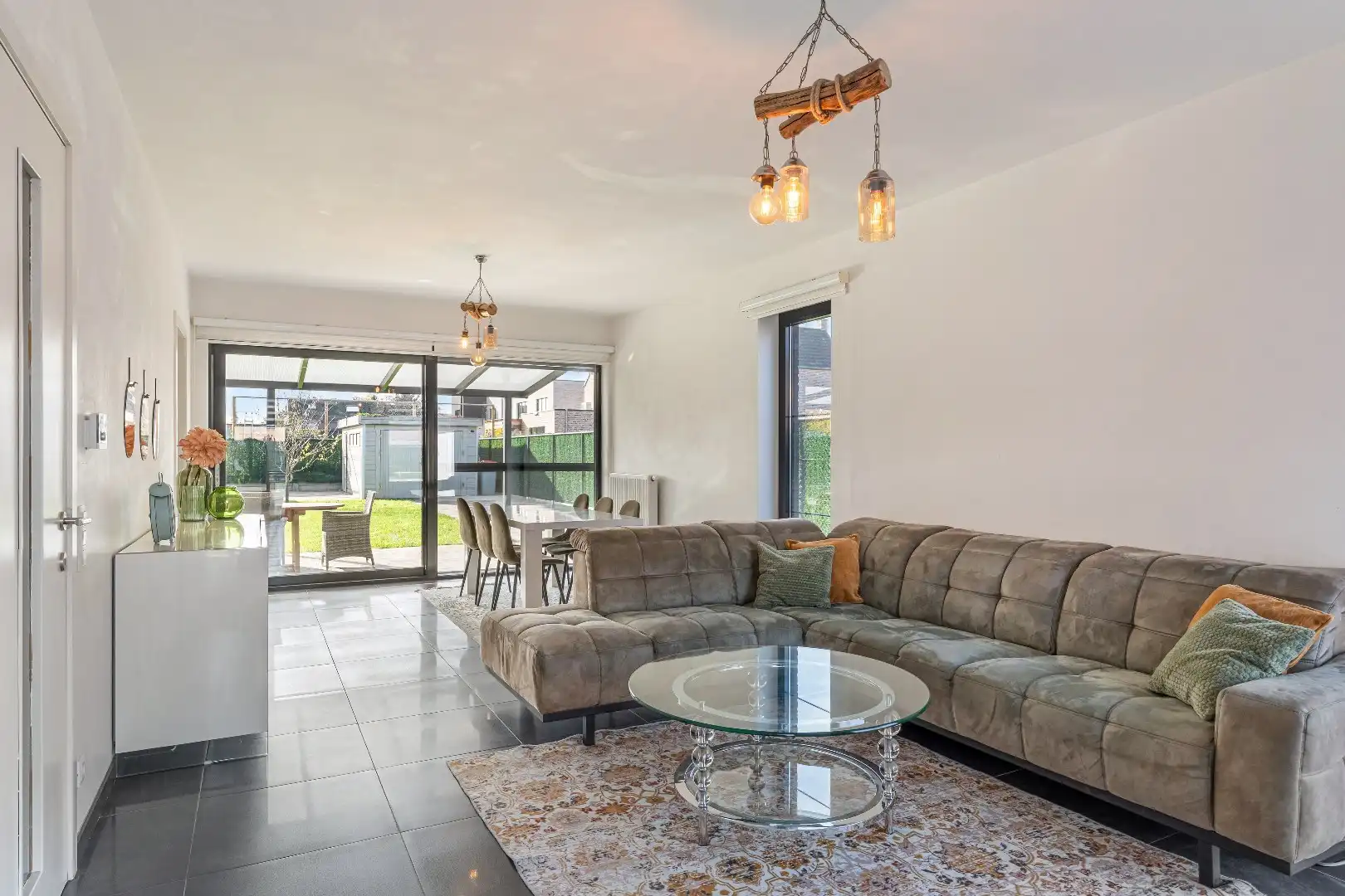 Verzorgde woning met hedendaags energiecomfort, terras, tuin en garage, ideaal voor jong gezin! foto 13