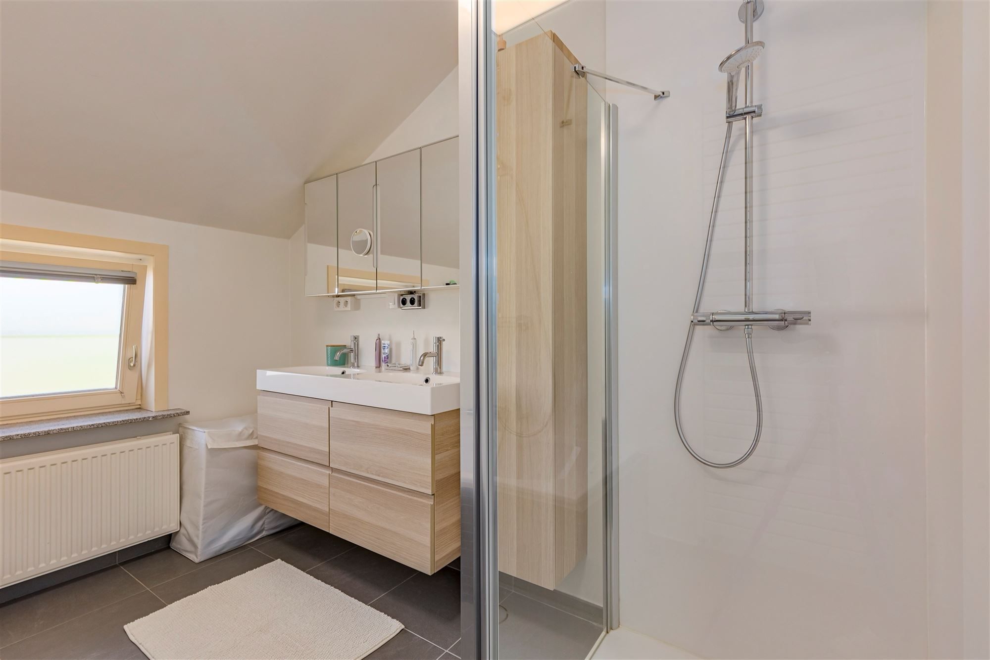 Energiezuinig huis met 4 slaapkamers te Niel foto 19