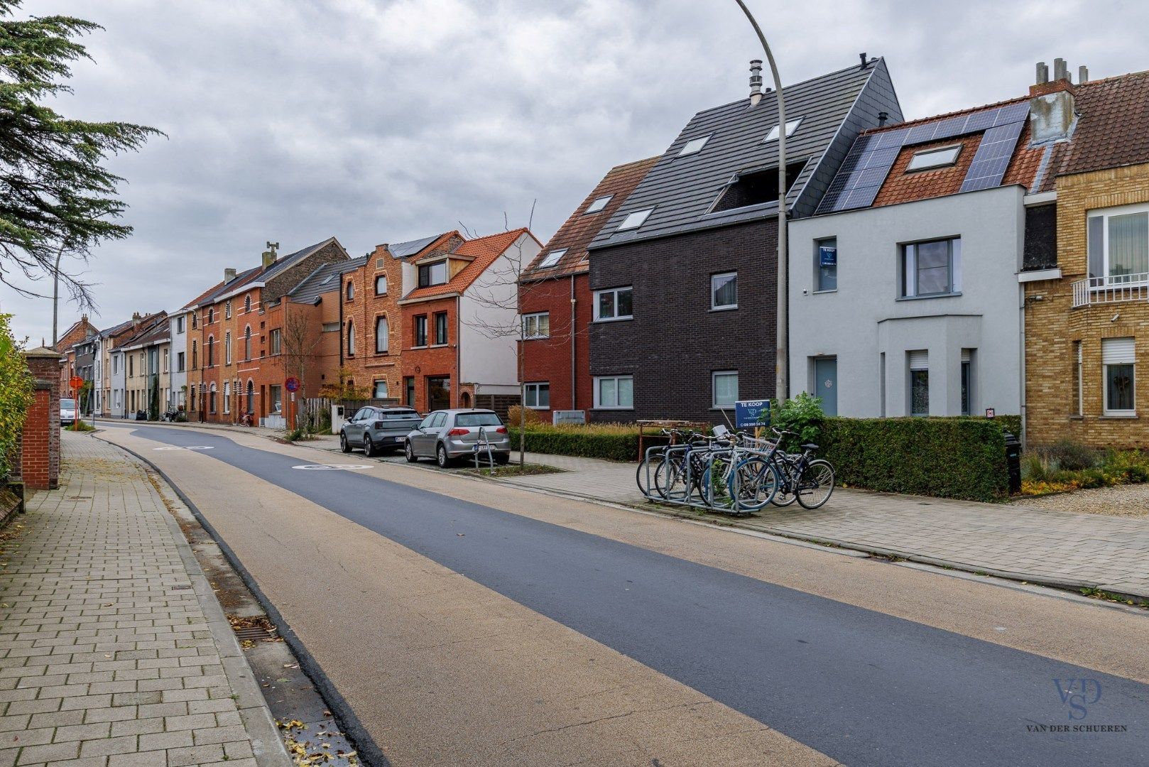 Energiezuinige woning met tuin (en 2 staanplaatsen). foto 26