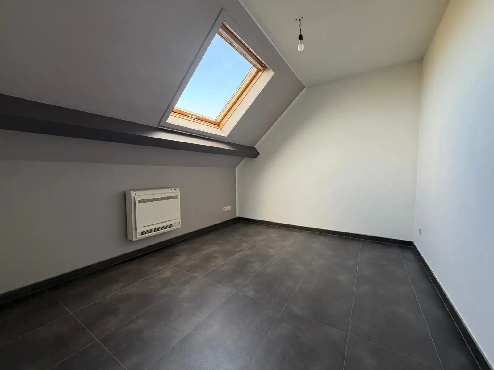 Duplex-appartement te huur met 3 slaapkamers foto 12
