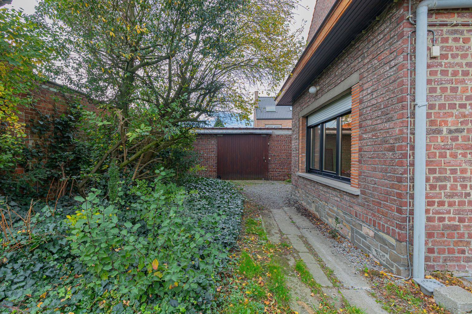 Rustig gelegen gezinswoning met tuin! foto 15