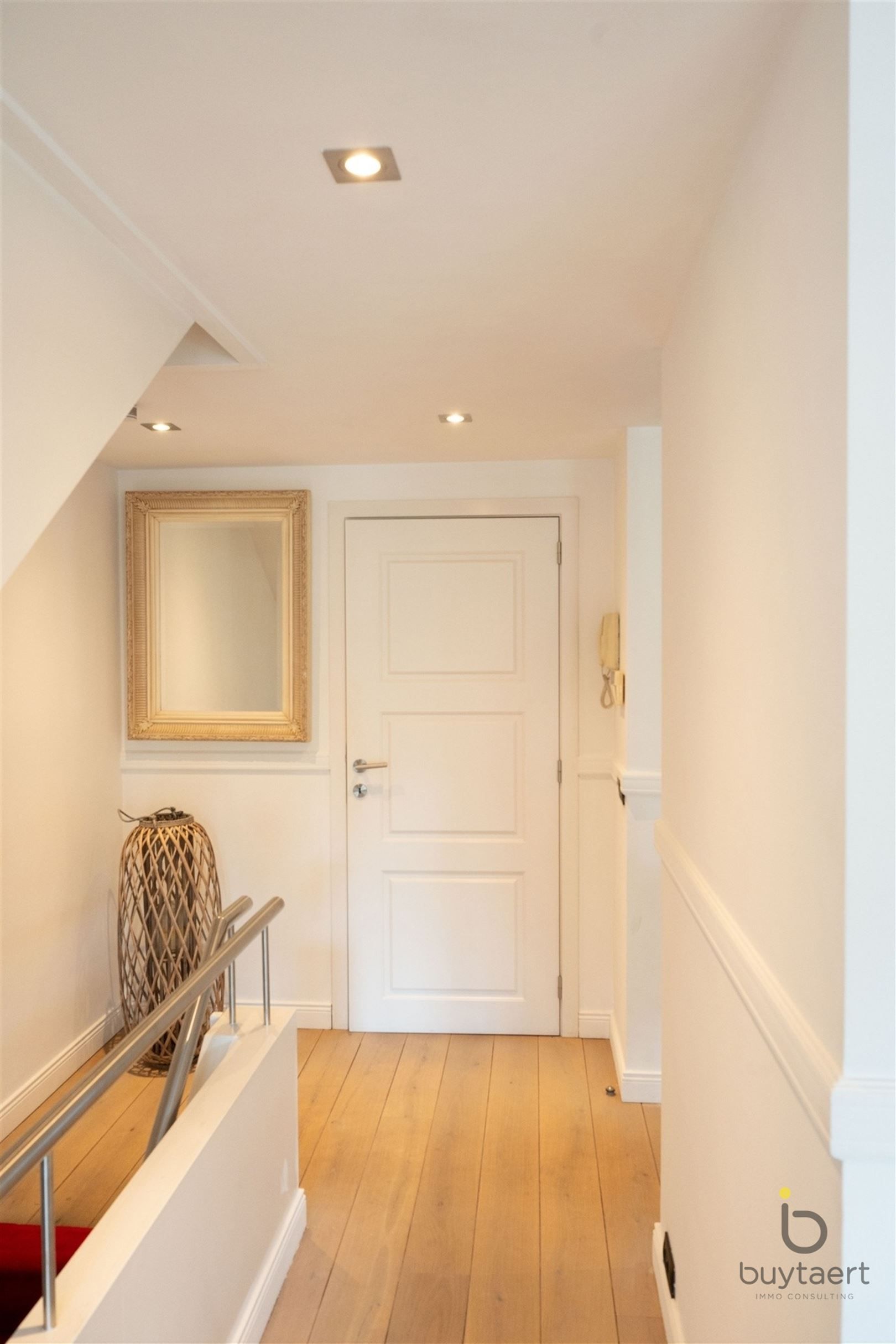 Véél ruimte, terras én tuin: lichtrijk 3 slaapkamer - triplex appartement in hartje Schilde! foto 25