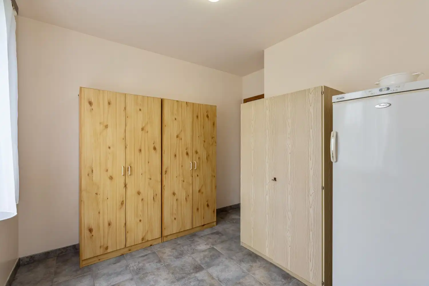 Goed en rustig gelegen woning met 2 slaapkamers, een garage en een tuin te Kessel-Lo! foto 13