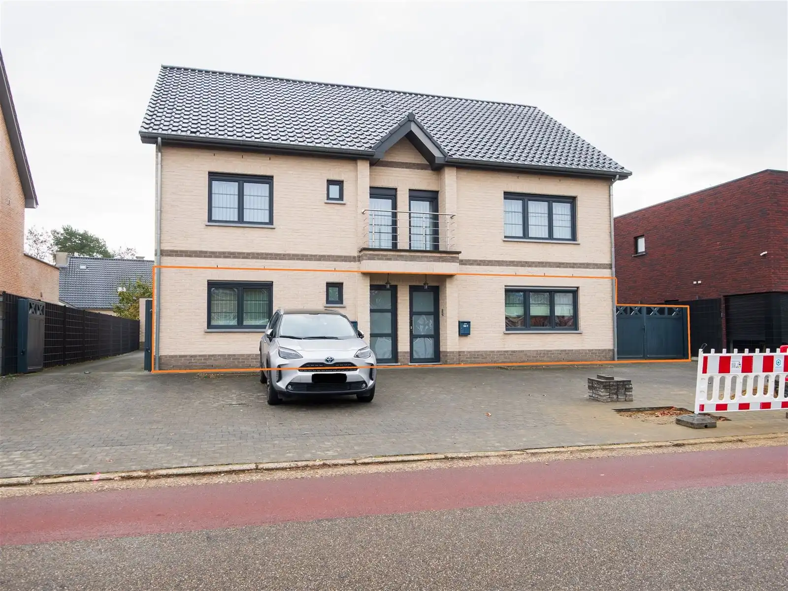 Appartement foto {{pictureIndex}}