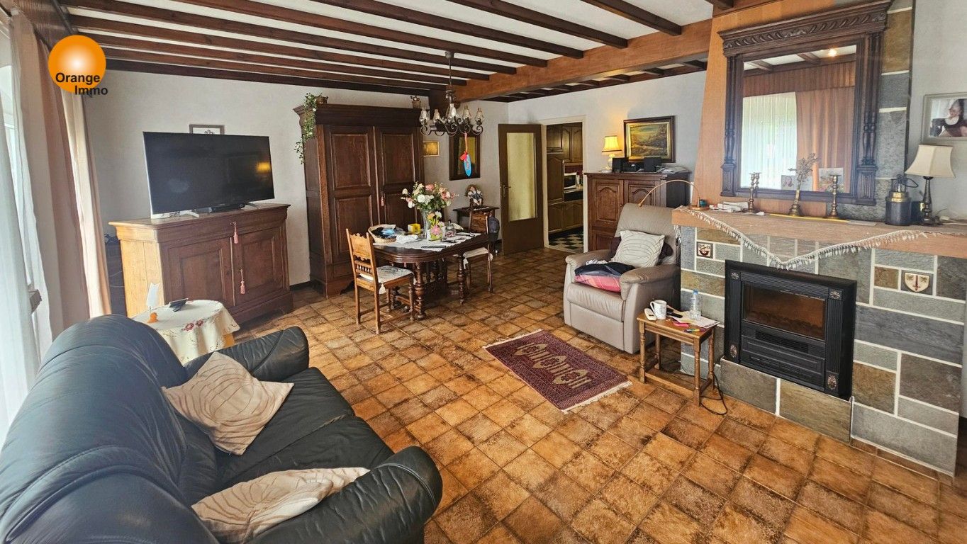 Bungalow met 2 slaapkamers, rustig gelegen met een grote tuin. foto 3