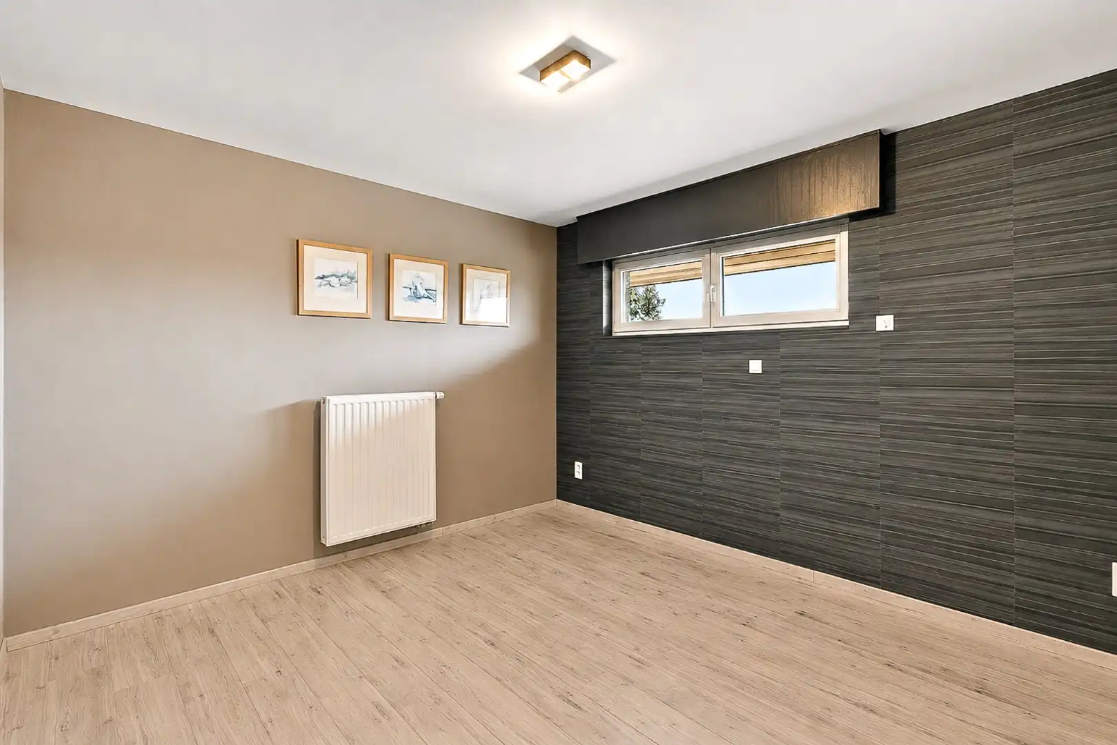 Instapklare alleenstaande woning met 4 slaapkamers op rustige ligging in Koekelare foto 9