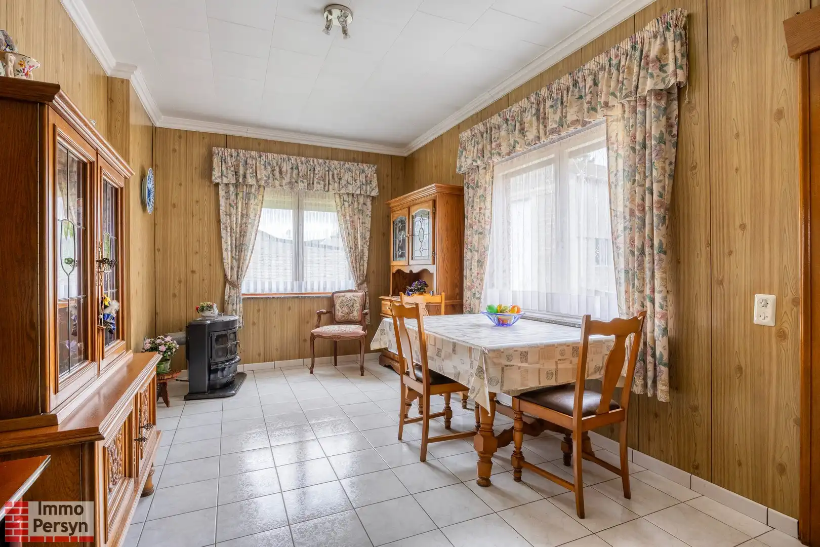 Vrijstaande woning met werkplaats op ruim perceel in landelijke omgeving foto 11