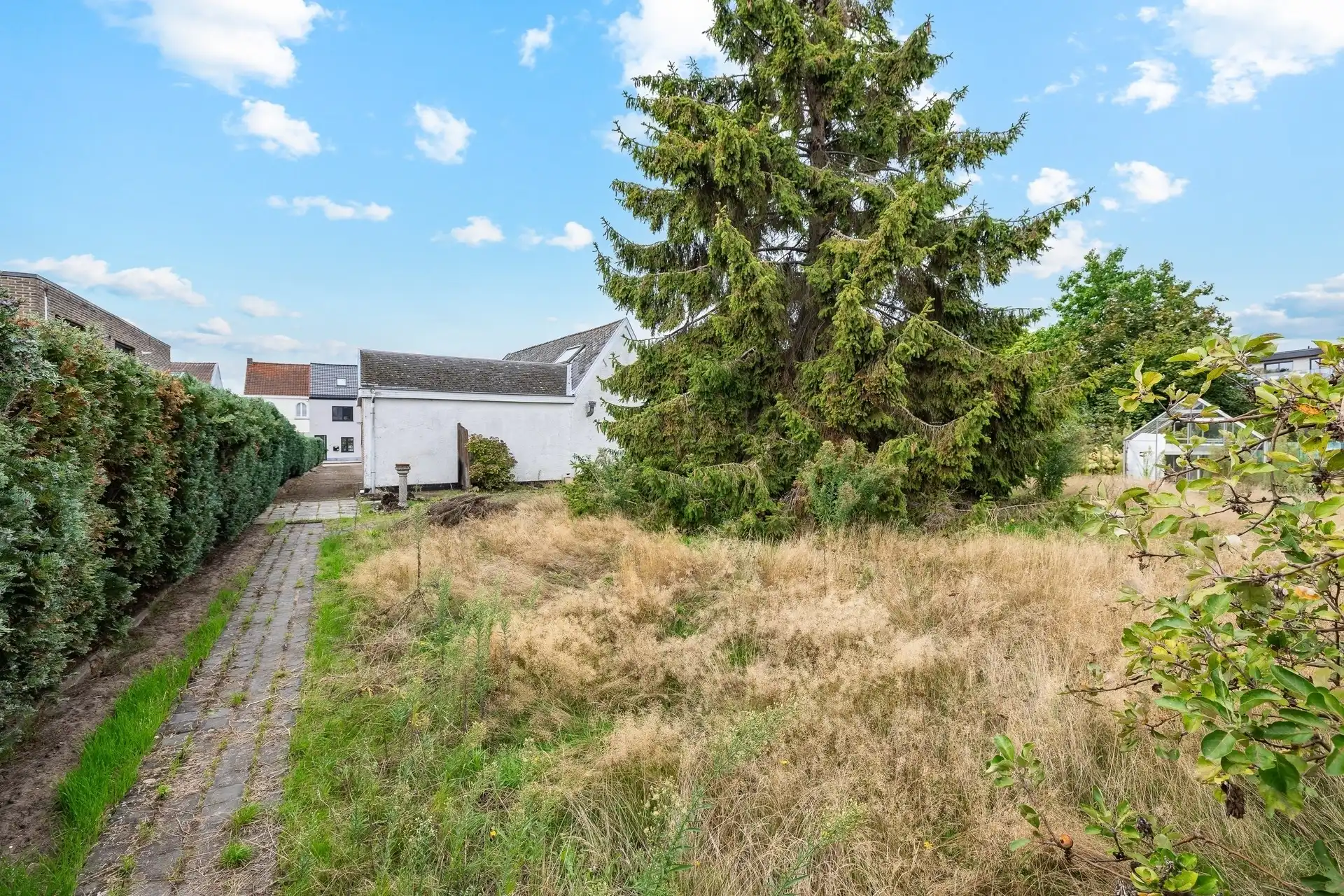 Te renoveren woning op toplocatie! foto 6